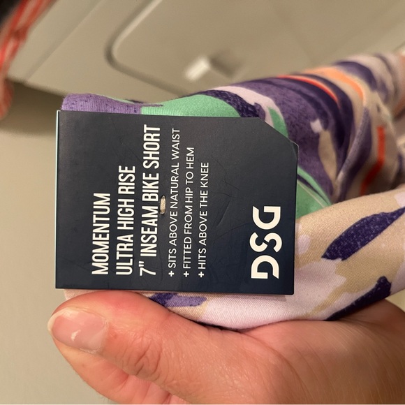 DSG Ultra High Rise Inseam Bike Shorts – Size XS - Picture 5 of 7